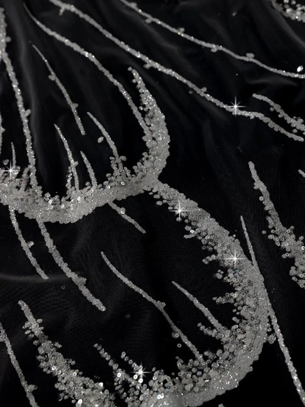 3.5m Sparkle Sequined Cathedral Bridal Veil Feather Pattern Comb